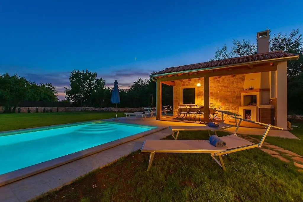 Villa Casita By Istrialux Svetvincenat