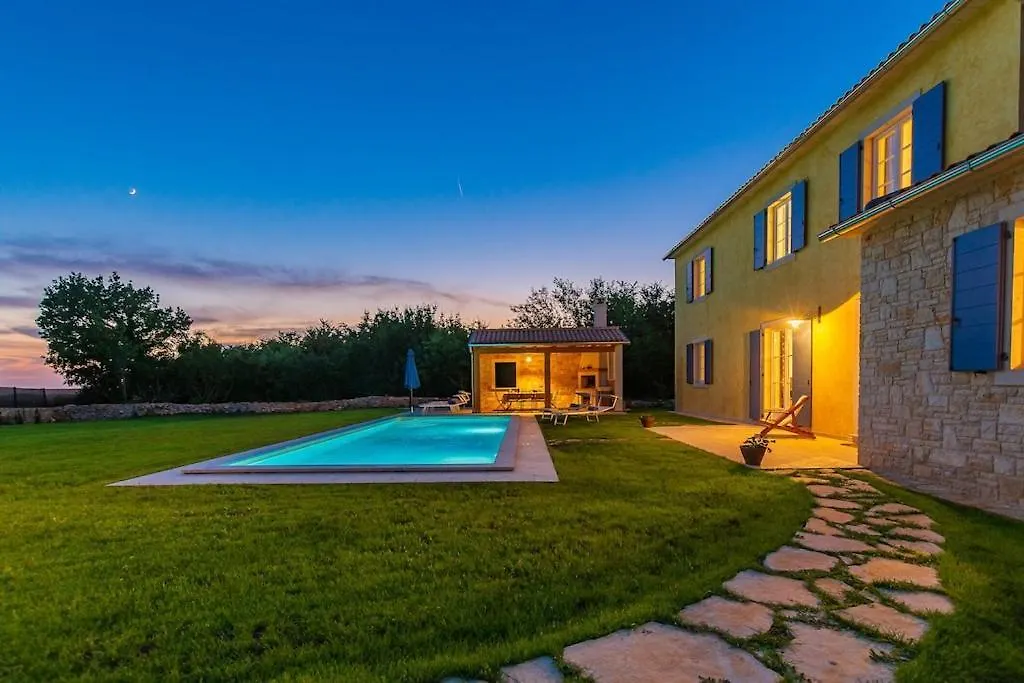 Villa Casita By Istrialux Svetvincenat 0*,